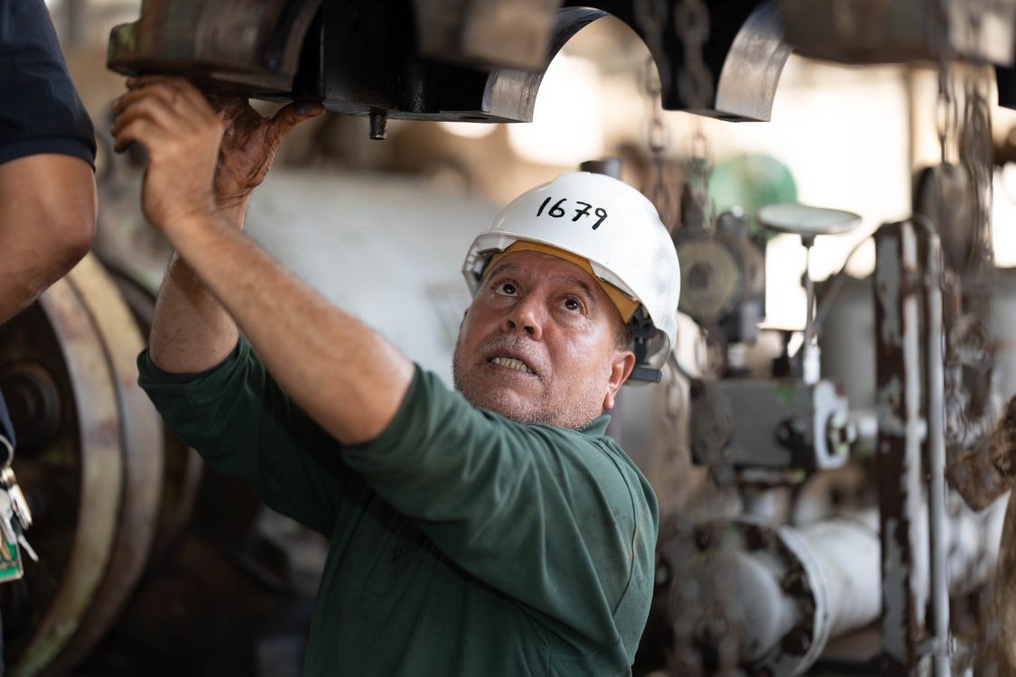 Inspection of industrial machine components